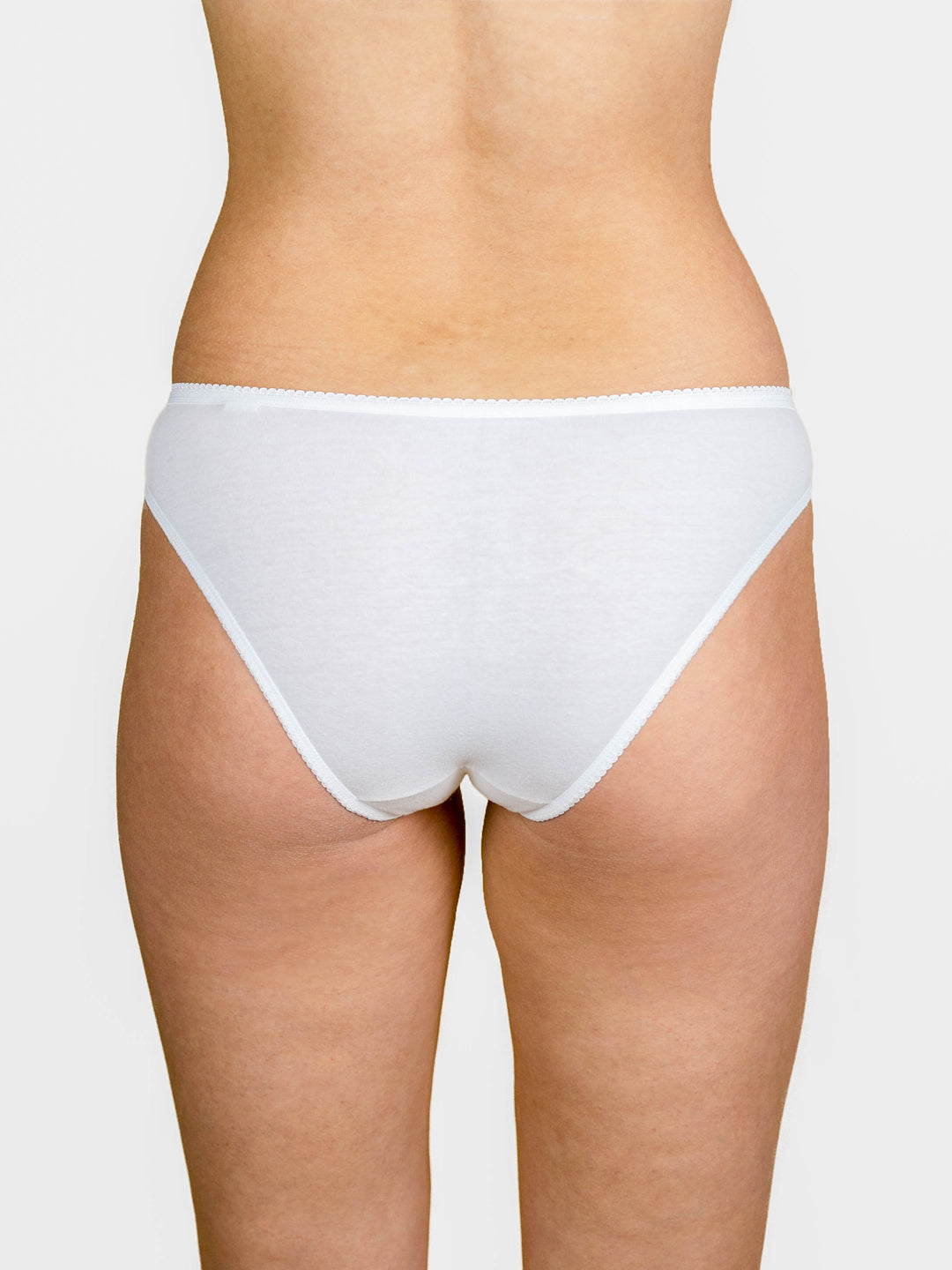 Middle waist simple cotton panty - White - (520-white) – Diana's